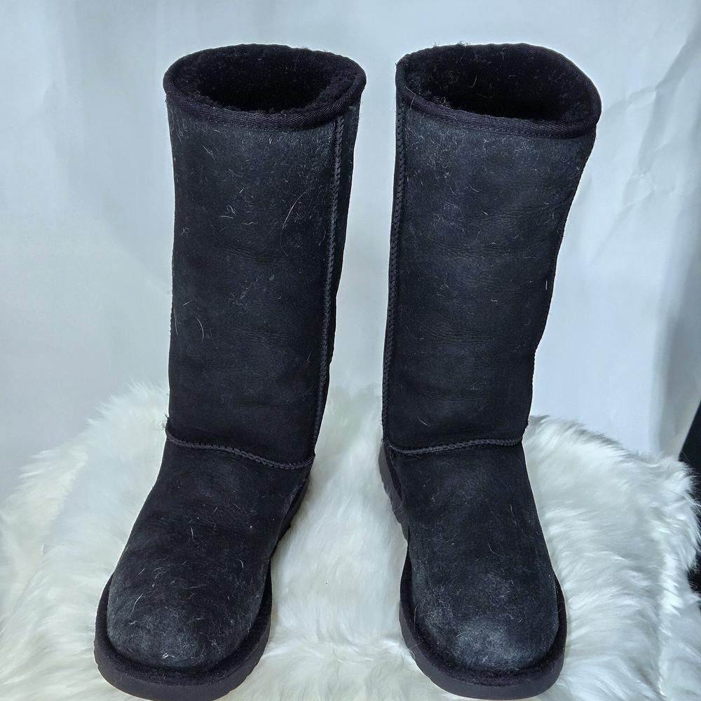 Classic Black UGG Sheepskin Women's Boots